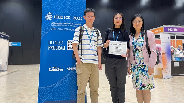   
		(From left to right: Mr. Chang Cai, Miss Ziyi Xu and Prof. Angela Zhang)	 
